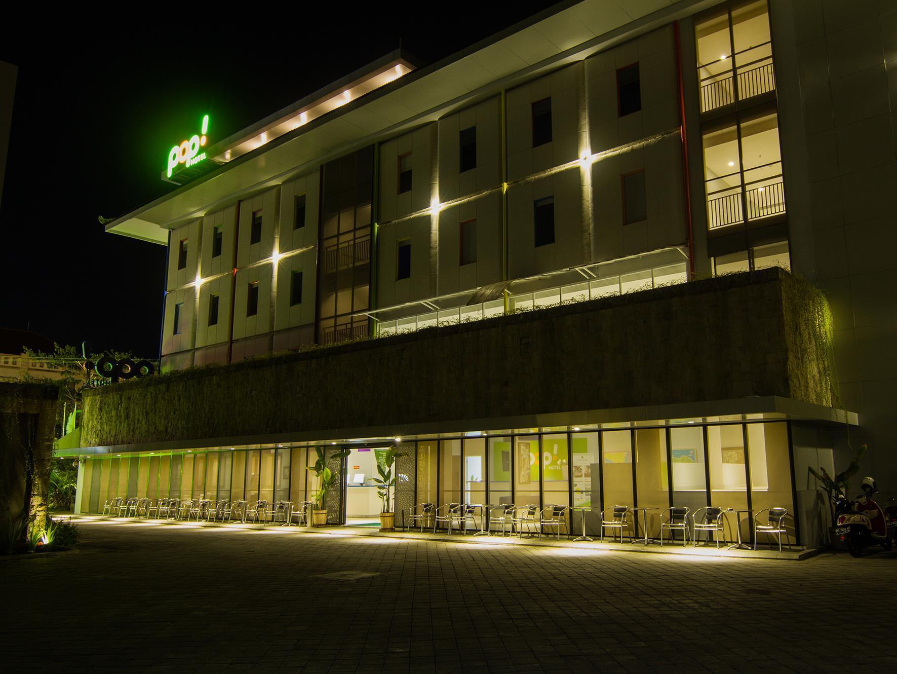 Urban Styles Hitz Kuta Hotel Кута Екстериор снимка
